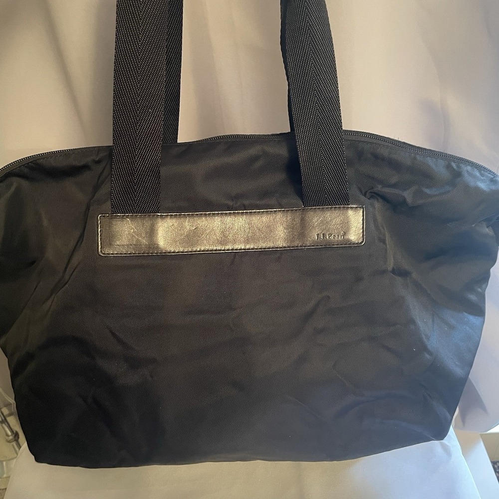 LL Bean Black Nylon Tote Double Handle Bag Overnight Weekender Zip Closure